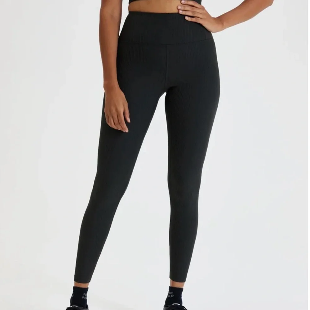 Girlfriend Collective Black RIB leggings - Picture 1 of 4